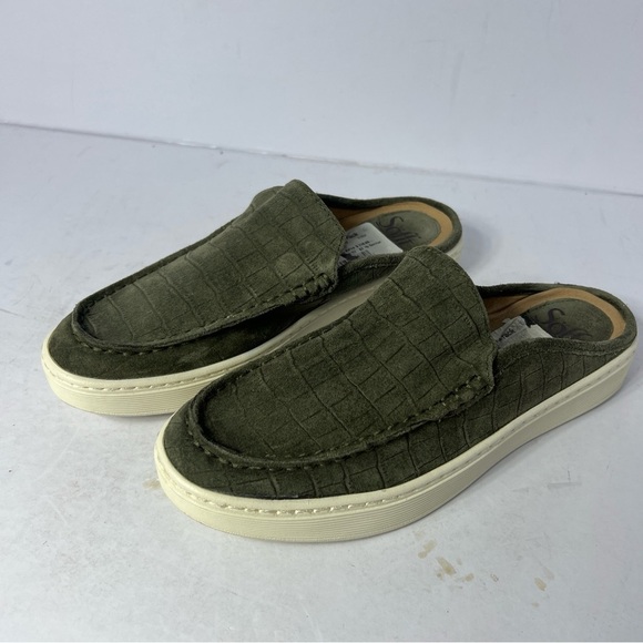 Sofft Womens Somers Moc Sneakers Slip On Embossed Suede Mules Green Size 7.5 M - Picture 1 of 7